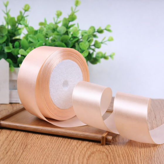 Satenska traka boje šampanjca 25mm